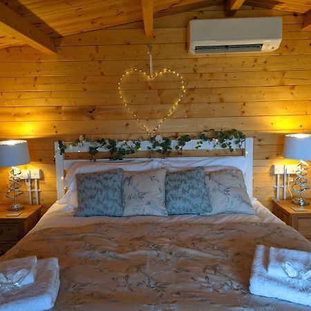 Foxhill Lodges Cantorbéry Extérieur photo