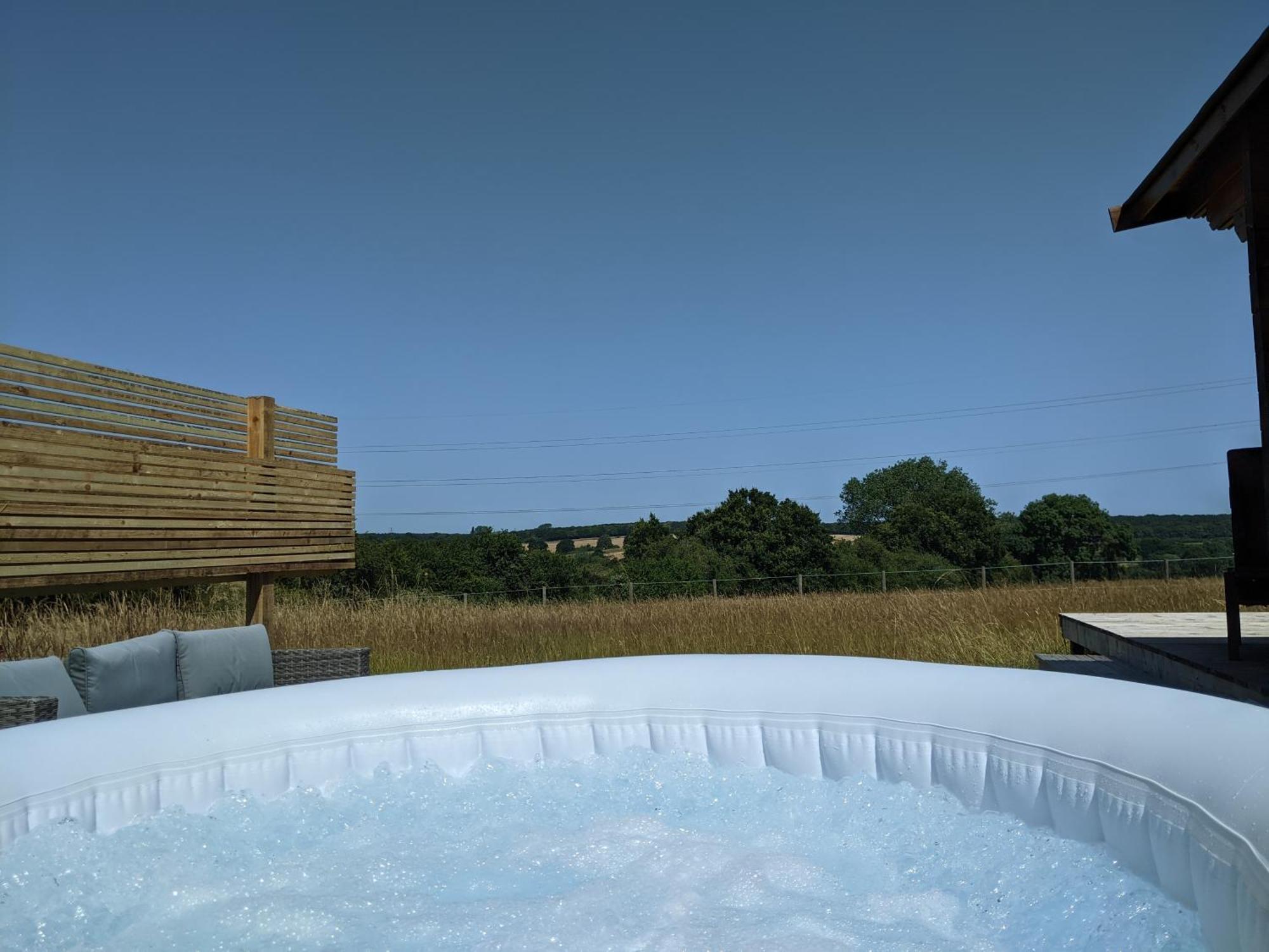 Foxhill Lodges Cantorbéry Extérieur photo